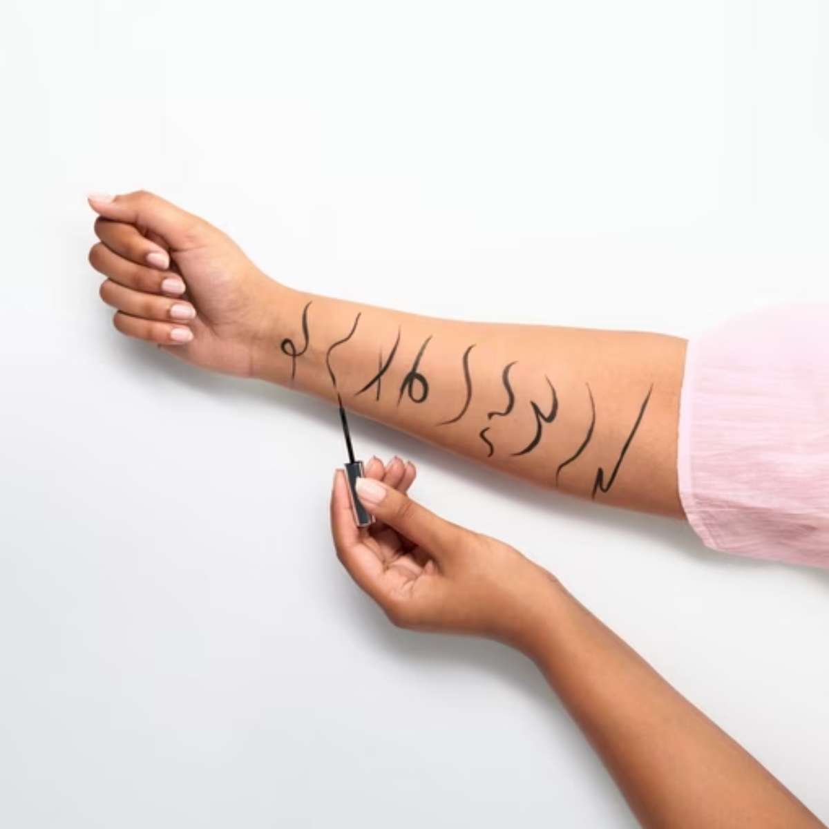 Essence Liquid Ink Eyeliner