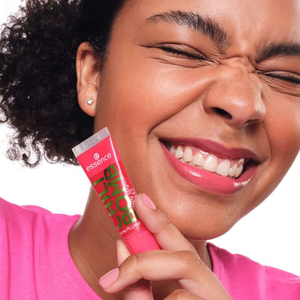 Essence CHILI BOMB Shiny Lip Gloss