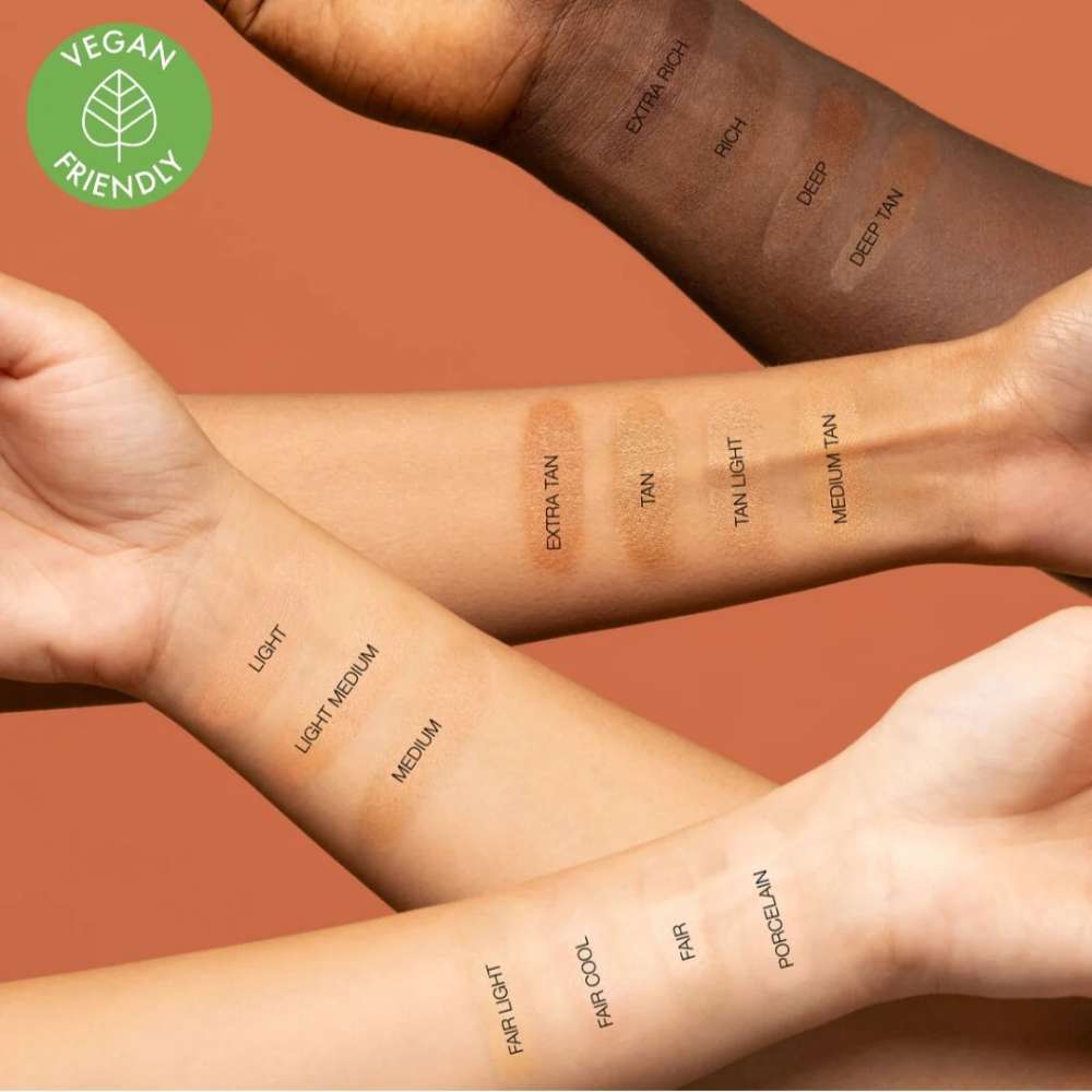 Huda Beauty GloWish Luminous Pressed Powder