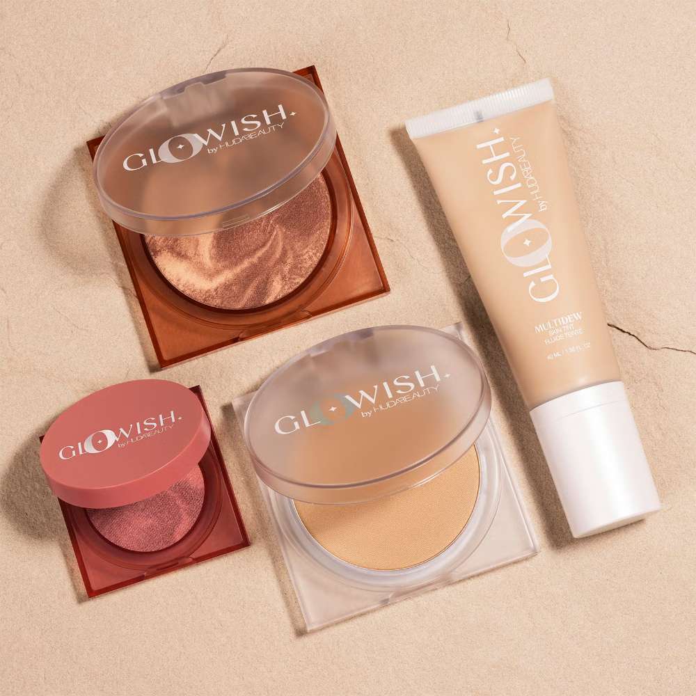 HUDA BEAUTY GloWish Cheeky Vegan Blush Powder