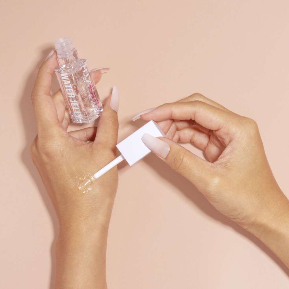 Huda Beauty Water Jelly Hydrating Primer