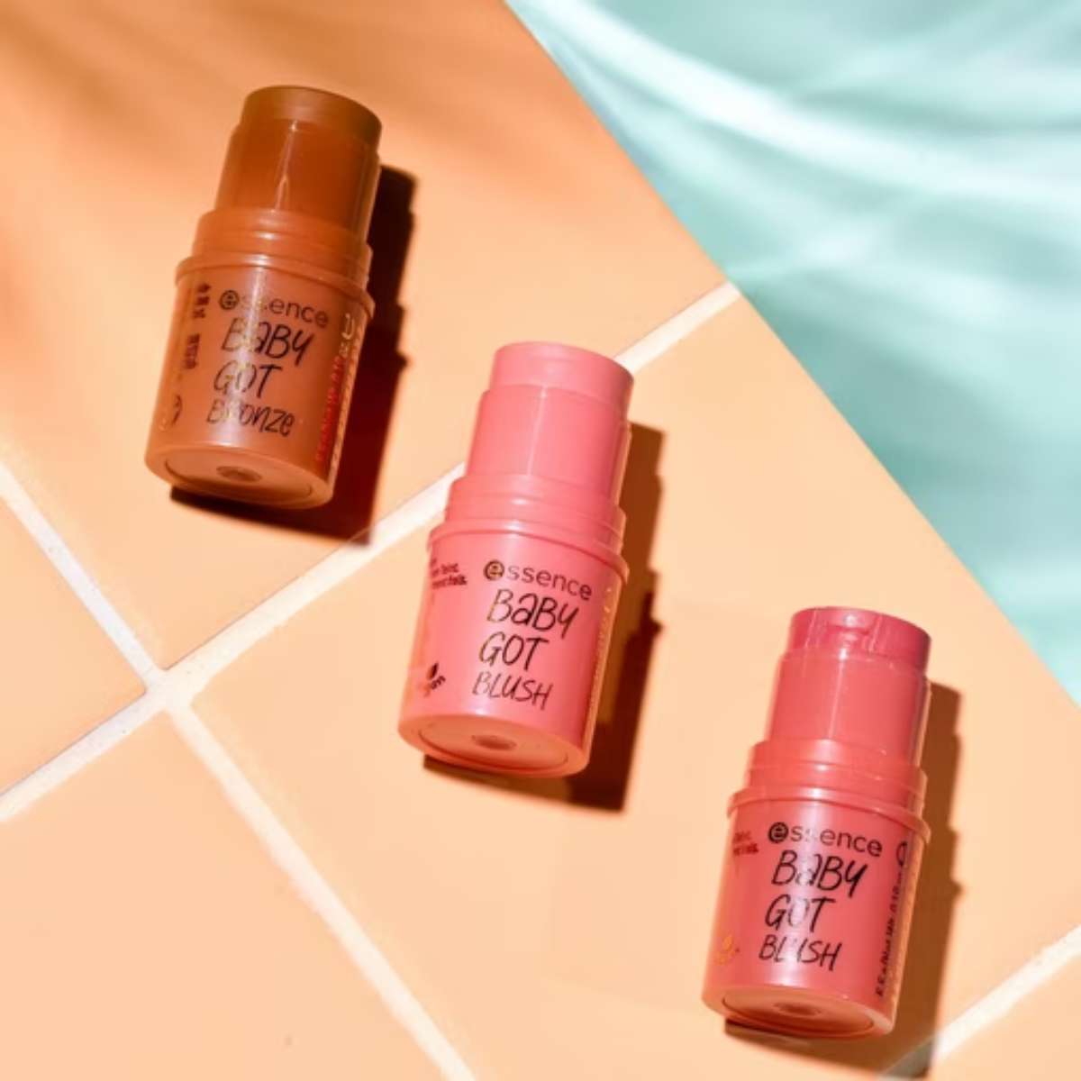 Essence Baby Got Bronze Bronzing Stick