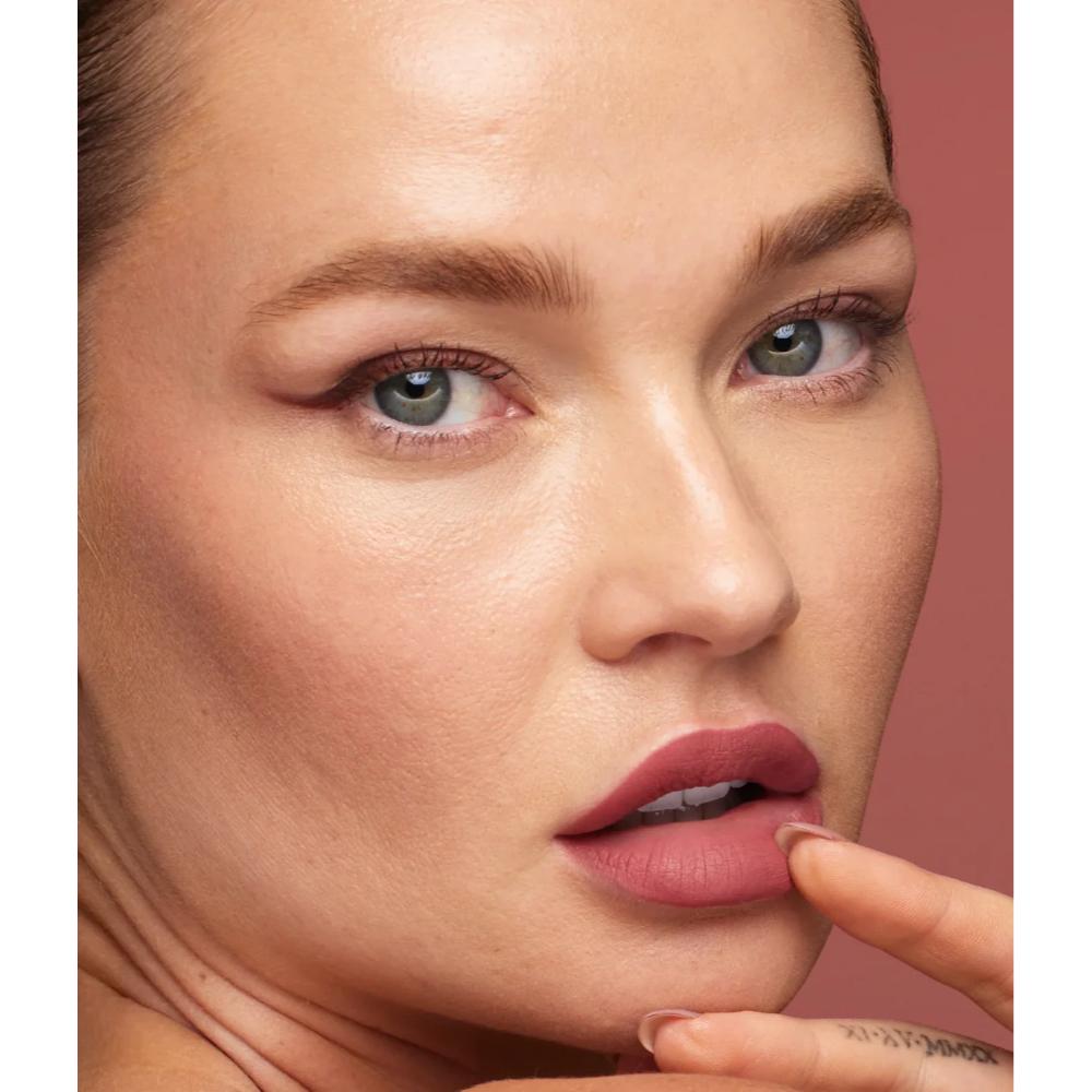 HUDA BEAUTY Liquid Matte Ultra-Comfort Lipstick